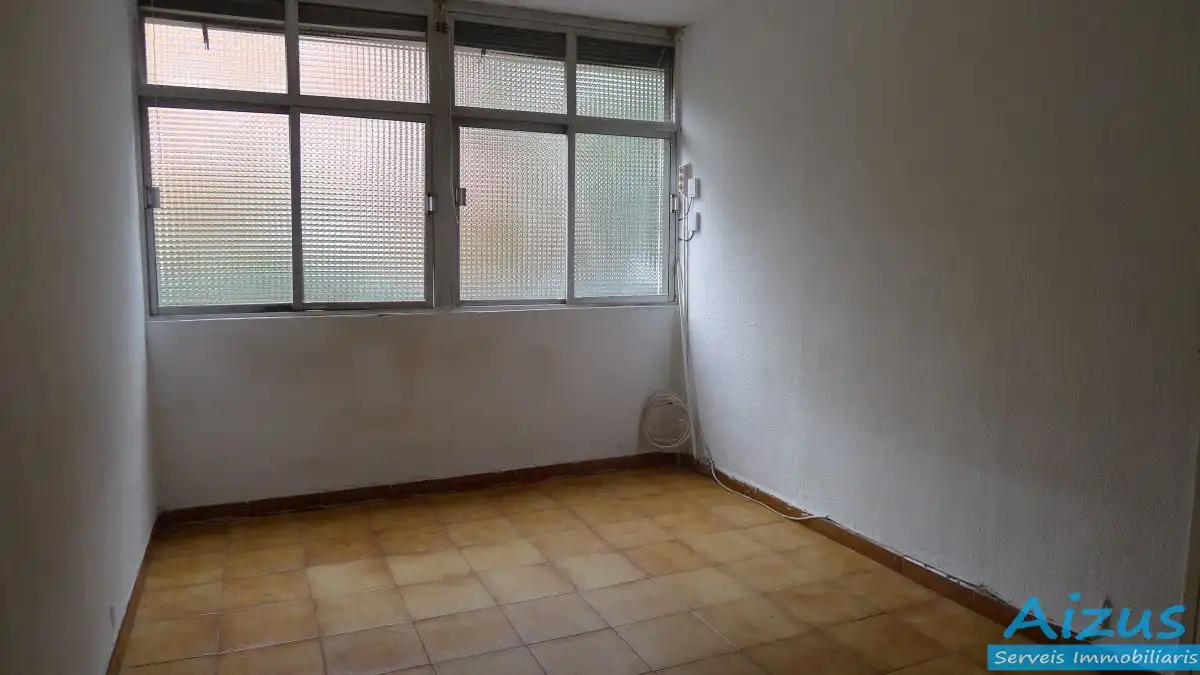 Piso en venta en Carrer de Sant Josep, Can Clos - Pinetons