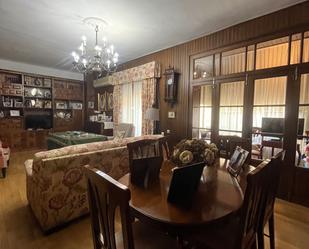 Dining room of Flat for sale in  Sevilla Capital  with Air Conditioner, Parquet flooring and Storage room