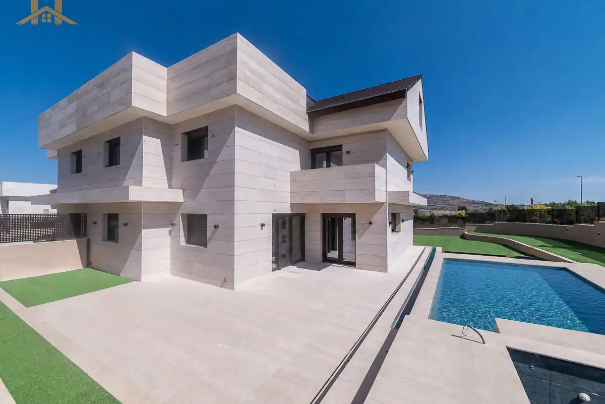 Exterior view of Houses for sale in Miraflores de la Sierra  with Heating, Private garden and Storage room