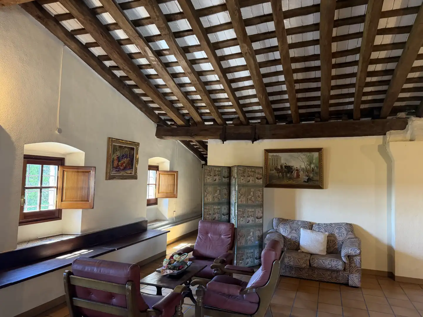 Sala d'estar de Finca rústica en venda en Banyoles amb Calefacció, Terrassa i Traster