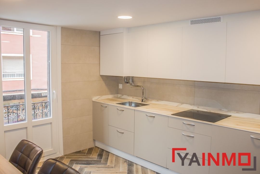 Flat for sale in Casco Viejo, Vitoria - Gasteiz
