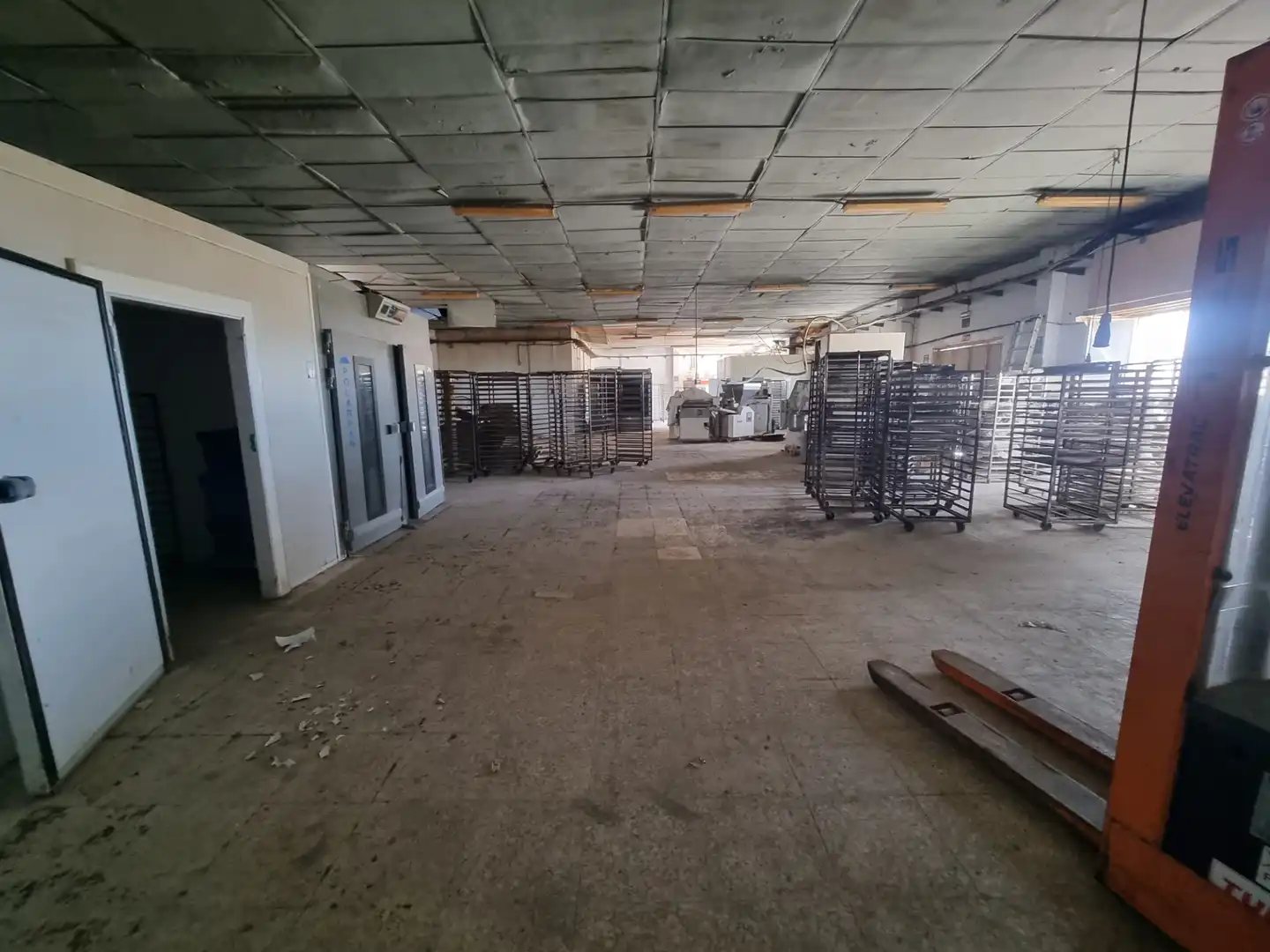 Nave industrial de alquiler en Pechina
