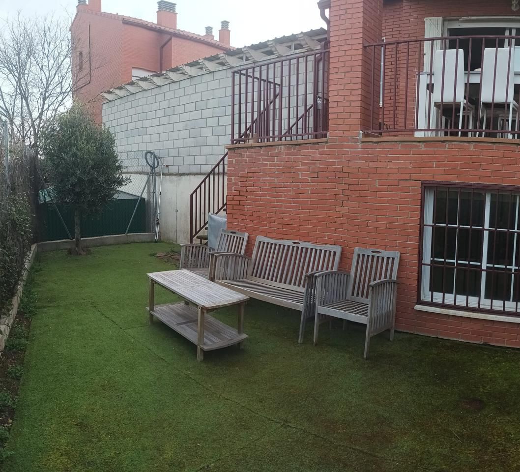 Terrassa de Casa o xalet en venda en Calatayud amb Aire condicionat, Calefacció i Jardí privat