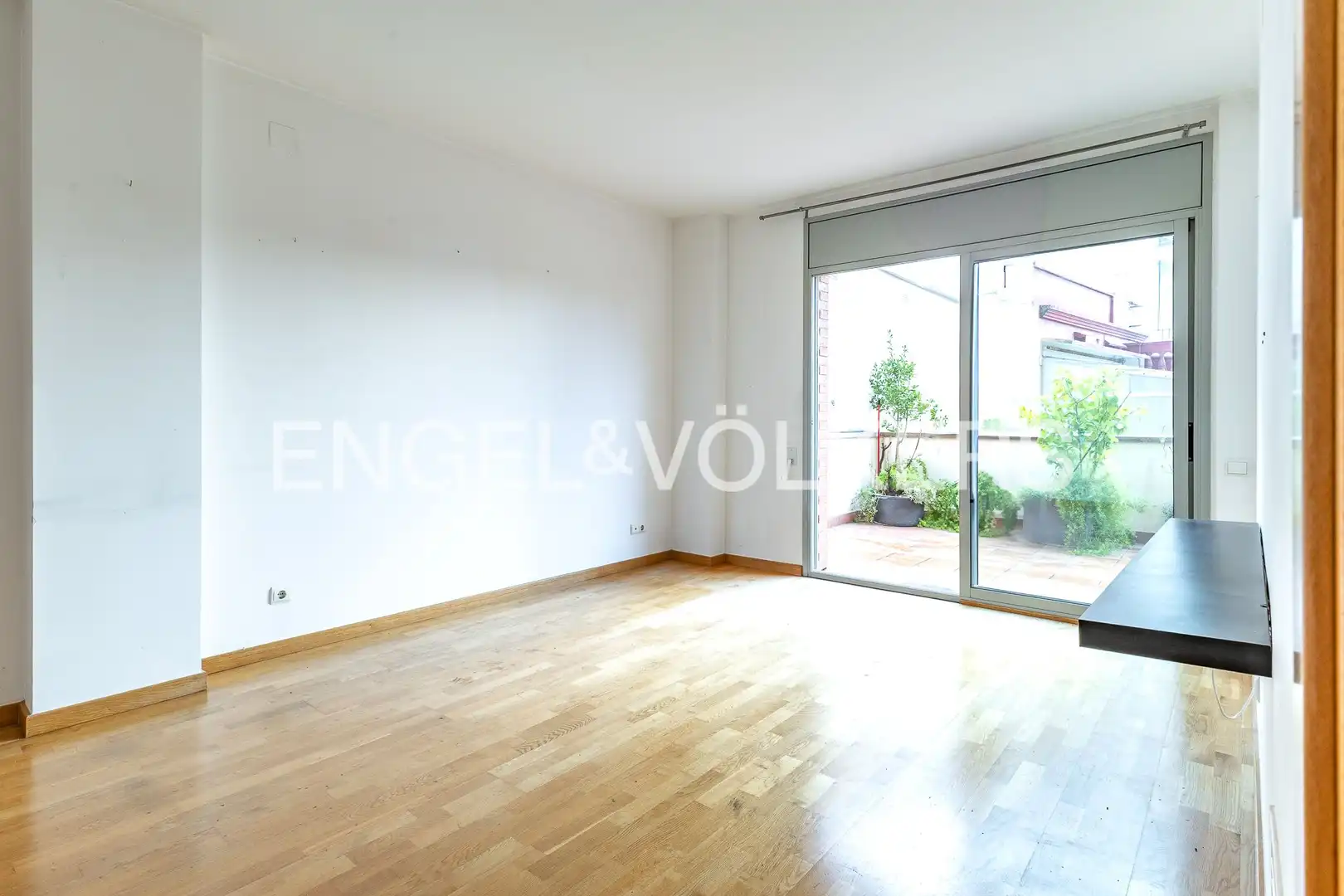Living room of Flat for sale in Mataró  with Air Conditioner, Heating and Parquet flooring