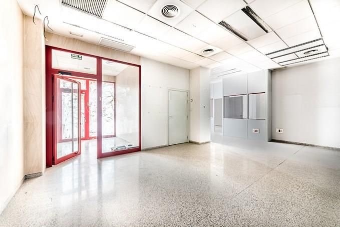 Premises for sale in Arganda del Rey  with Air Conditioner and Heating