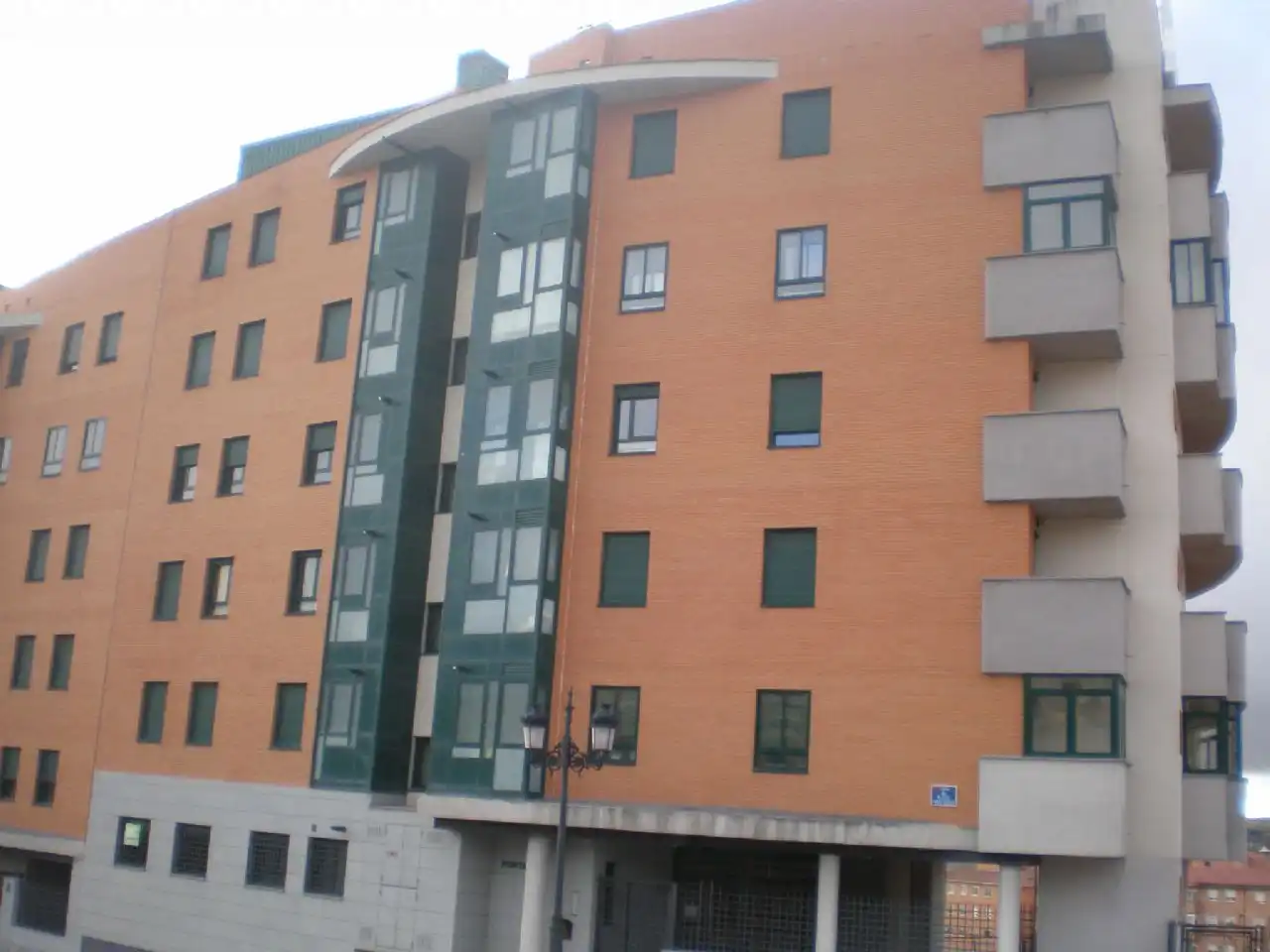 Individual en venta en MANUEL GOMEZ MORENO 1, imagen 9
