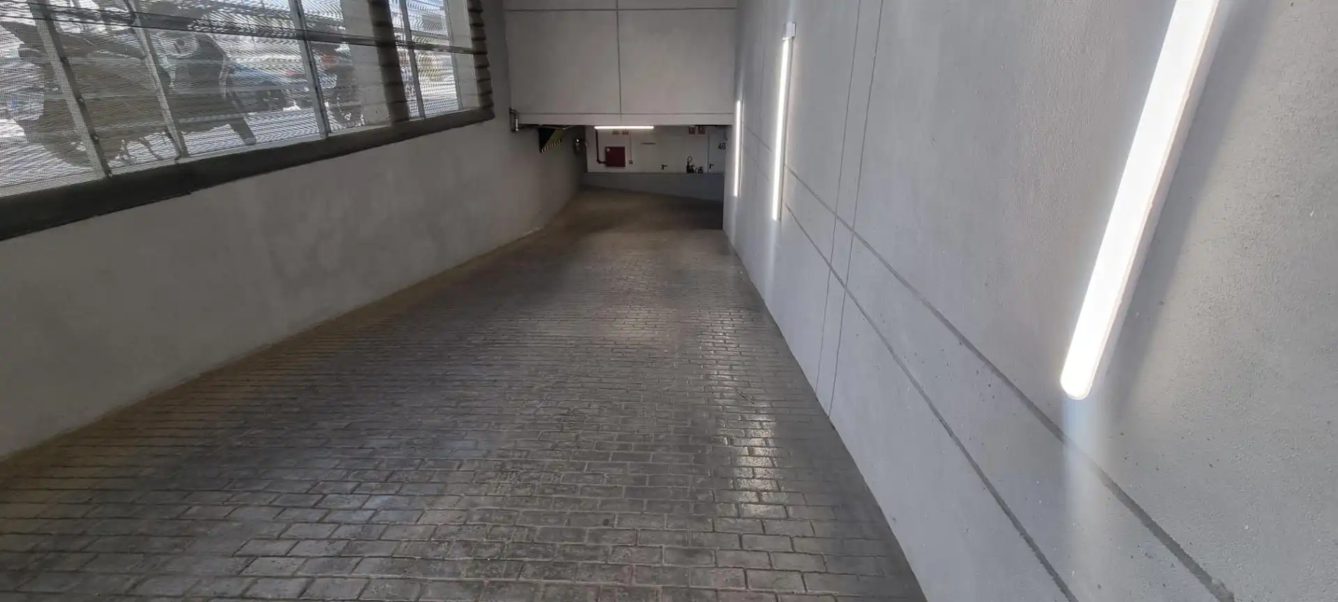 Piso en venta en Sevilla con Aire acondicionado, Jardín privado y Terraza