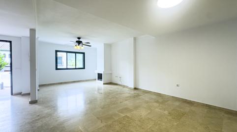 Photo 3 of Single-family semi-detached for sale in El Castillo, Manilva