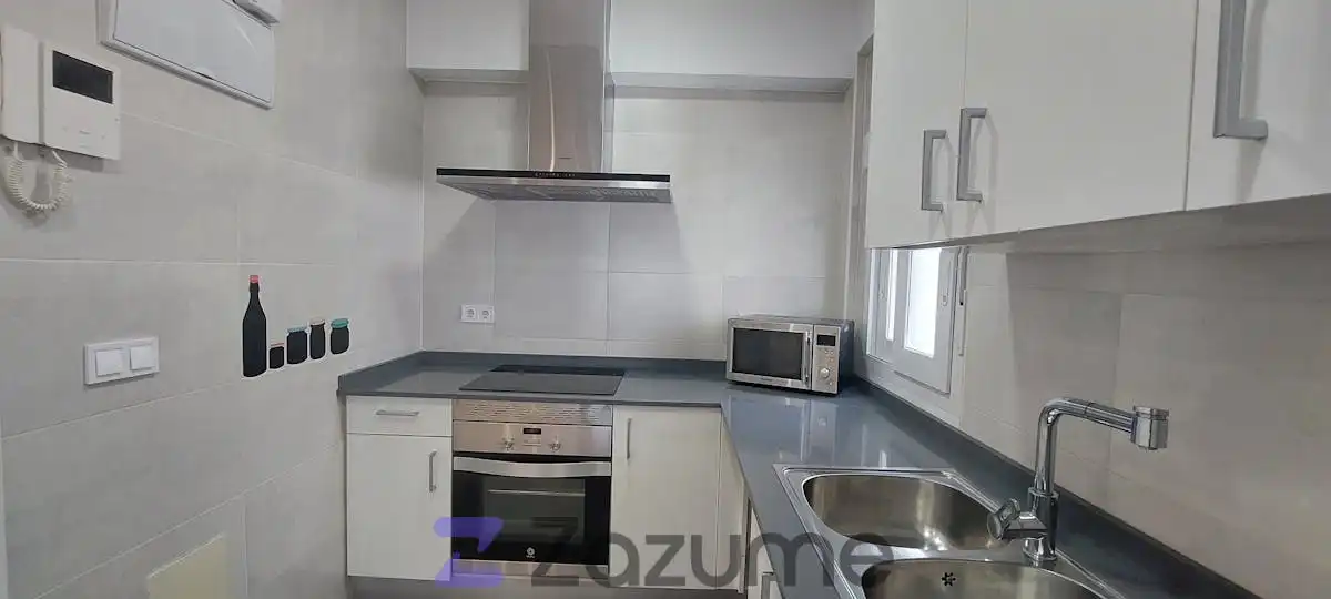 Flat for rent in C. de la Isla de Ons, Peñagrande
