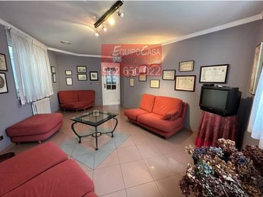 Flat with balcony for sale in Centro - Recinto Amurallado