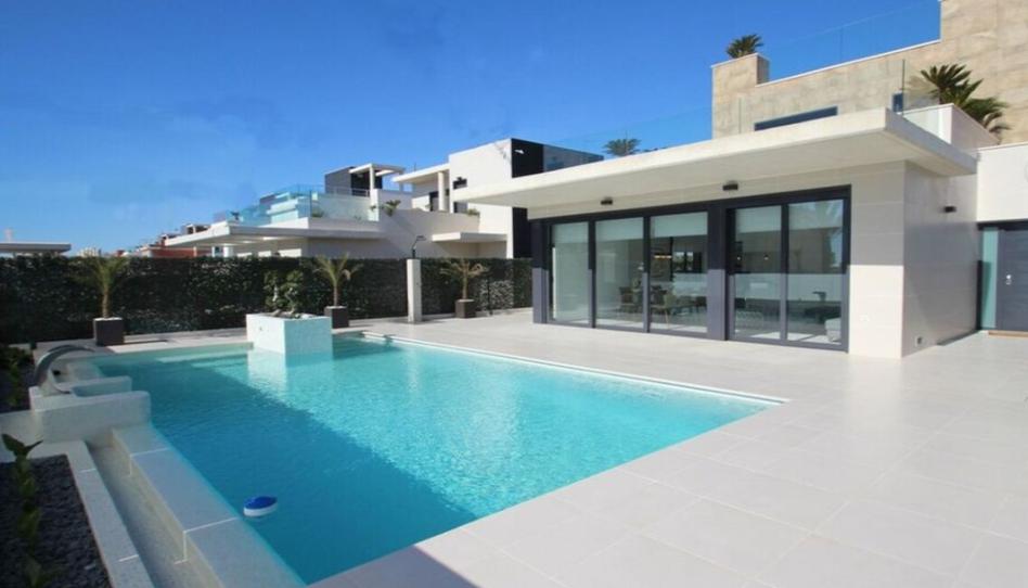 Foto 1 de Casa o xalet en venda a Campoamor, Alicante