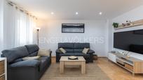 Living room of Duplex for sale in  Valencia Capital  with Air Conditioner, Heating and Furnished