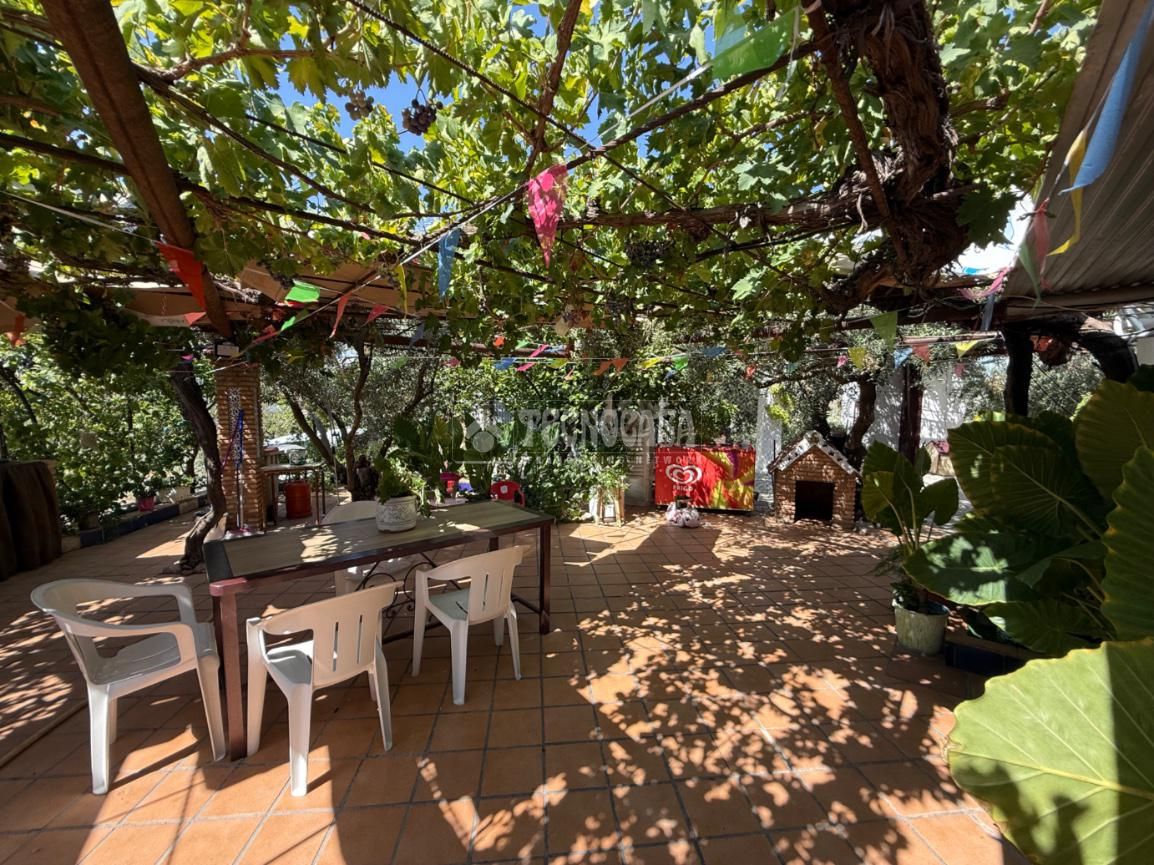 Country house for sale in Cerro San Cristobal, Alcantarilla - La Glorieta