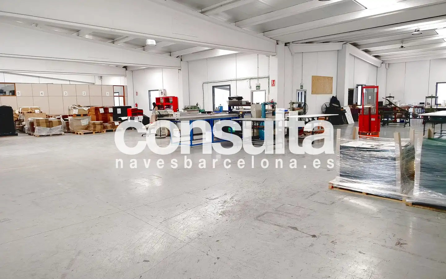Fabrikhallen zur Miete in Gavà