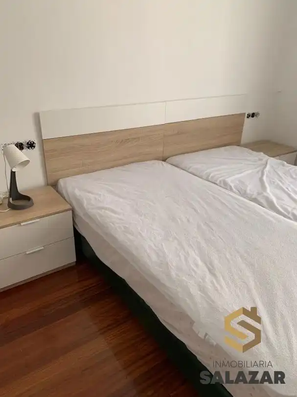 Habitación de Piso de alquiler en Bilbao  con Calefacción y Balcón