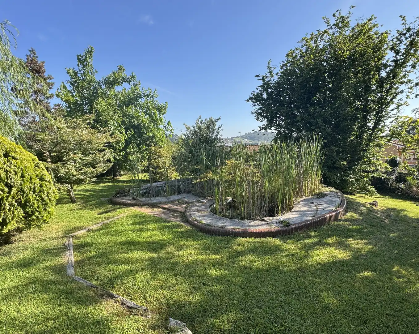 Jardí de Residencial en venda en El Astillero  