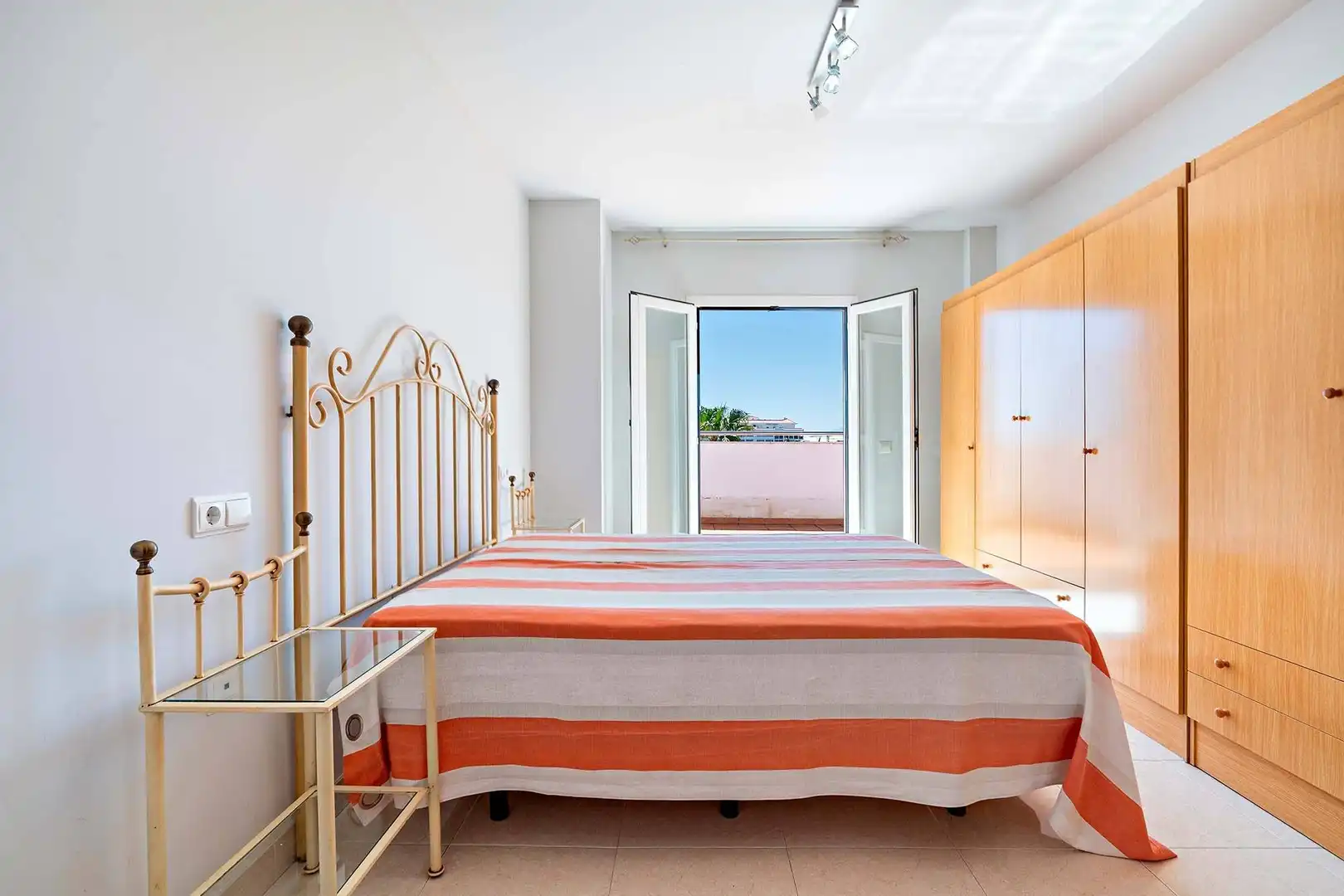 Dormitori de Àtic en venda en El Ejido amb Terrassa i Piscina comunitària