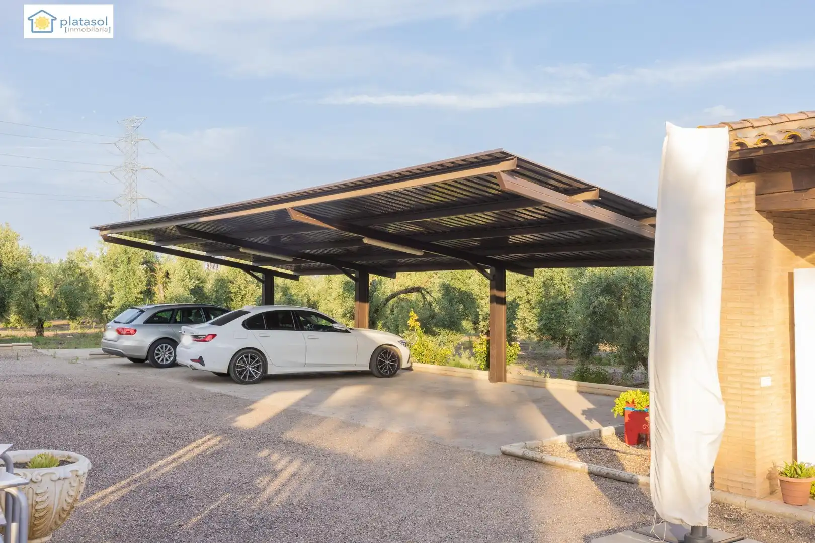 Parking de Finca rústica en venta en Chucena con Aire acondicionado, Calefacción y Jardín privado