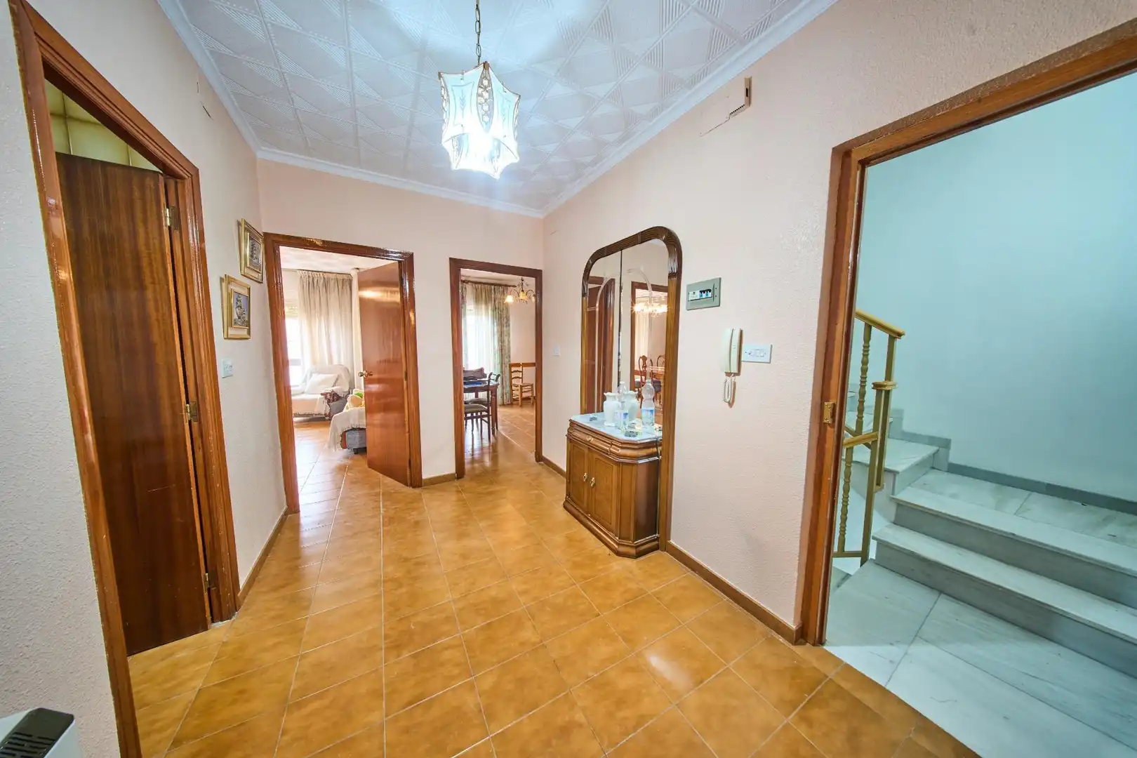 House with terrace for sale in Calle Calle Gines Martinez Aranda, imagen 4