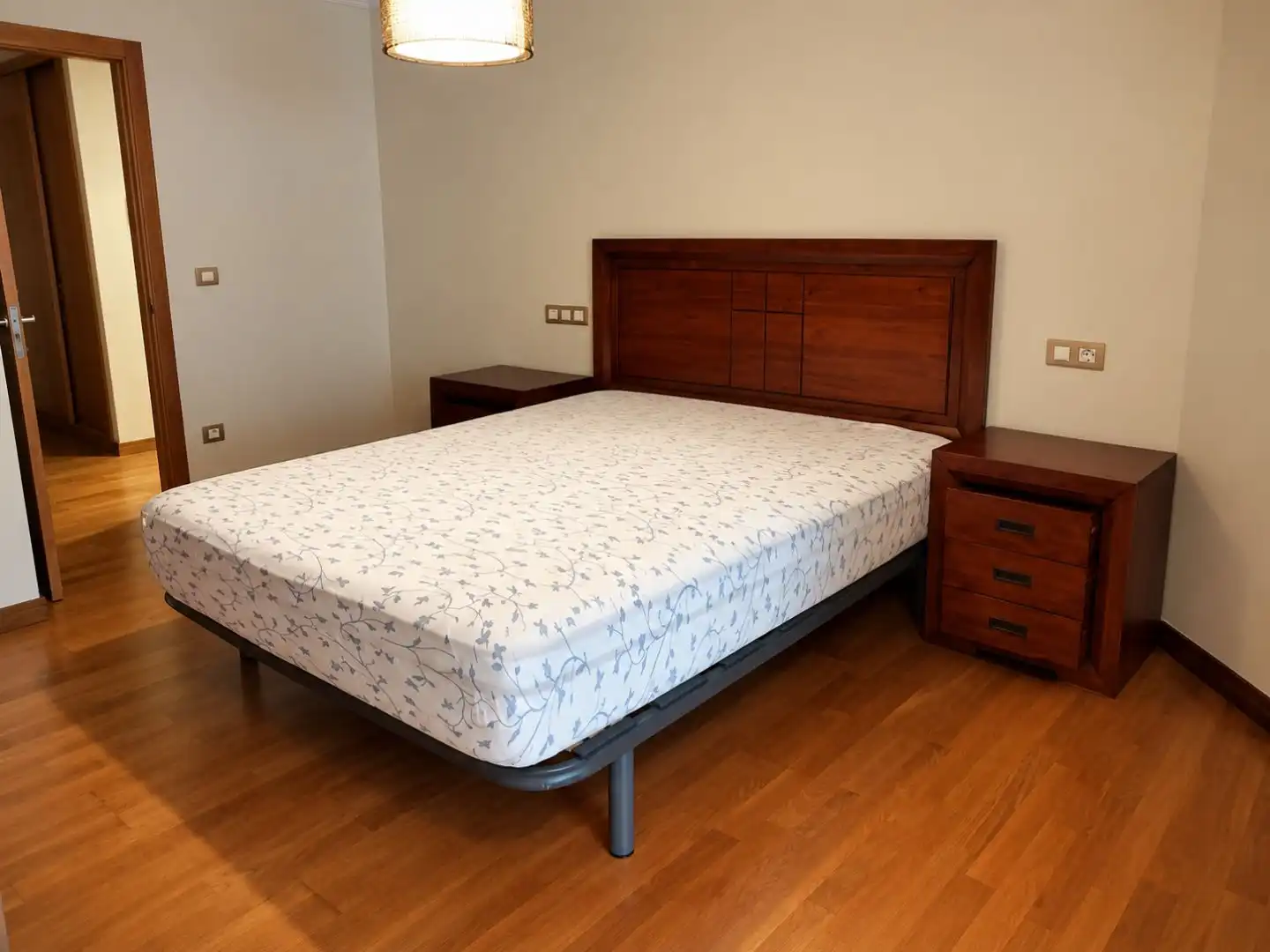 Schlafzimmer von Wohnung zur Miete in Centro