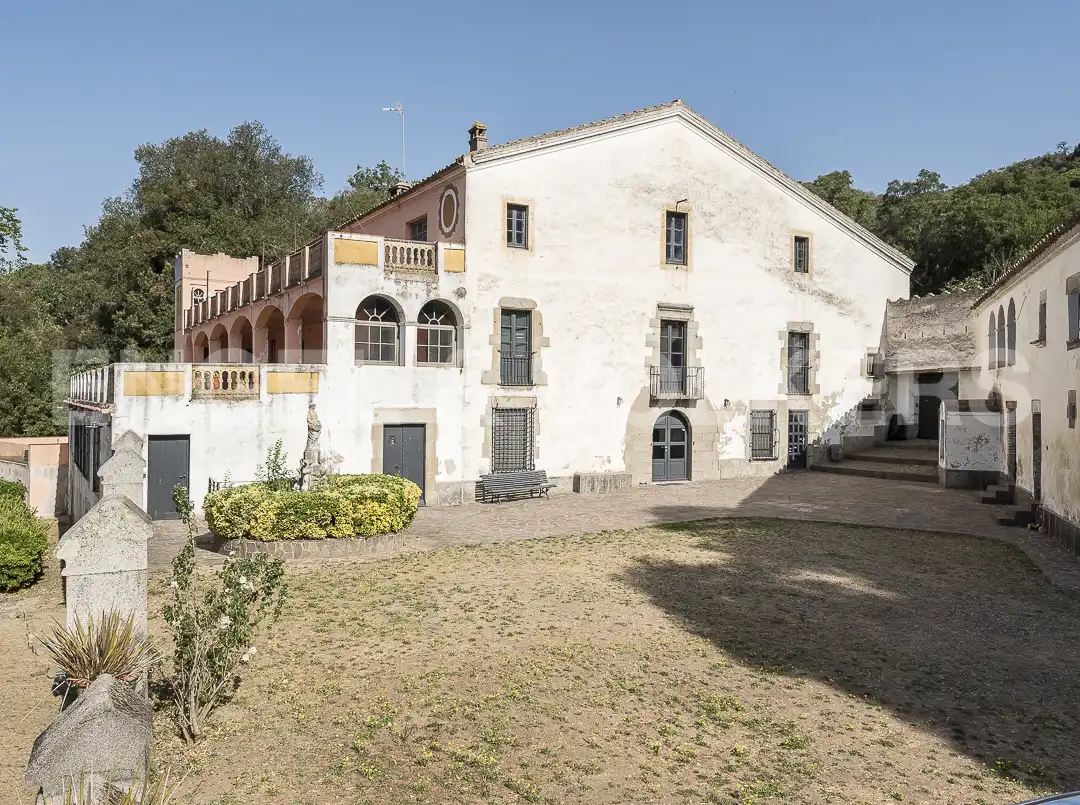 Außenansicht von Country house zum Verkauf in Sant Celoni mit Heizung, Terrasse und Schwimmbad