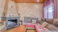 Sala d'estar de Pis en venda en La Pobla de Claramunt amb Terrassa i Balcó