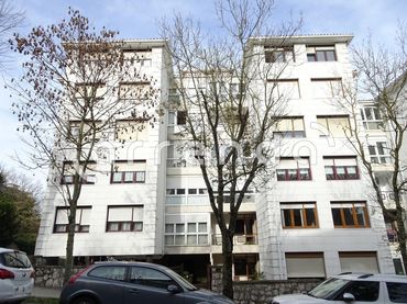 Flat with lift to rent in Calle Joaquín Costa