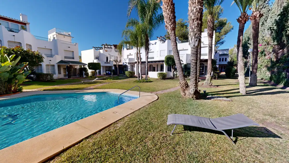 Casa a schiera con piscina in vendita a Calle Sirio, imagen 6