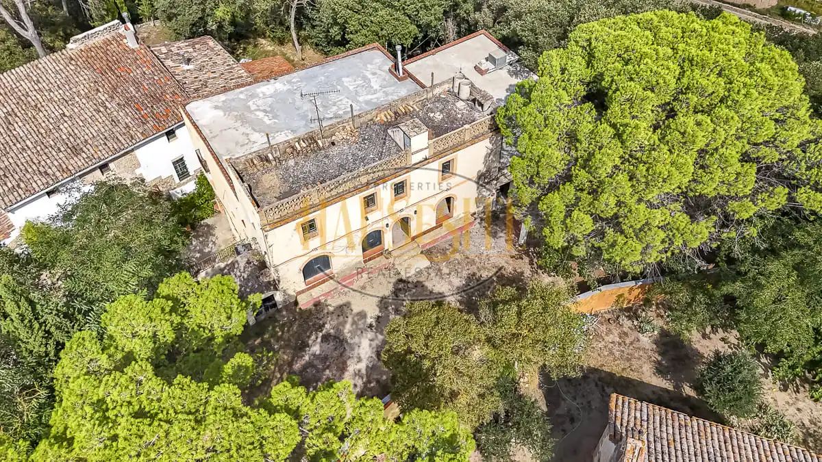 Country homes for sale in Torrelavit