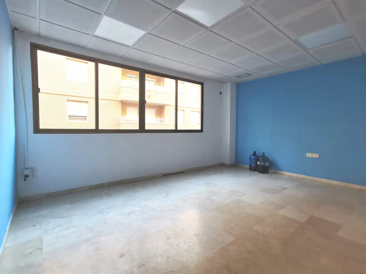 Office space with lift for sale in Calle Lobero 12, imagen 5