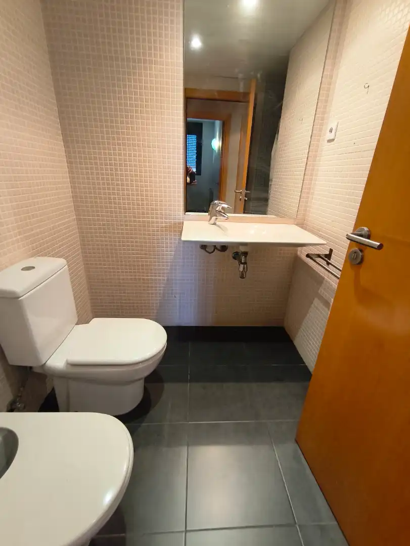 Bany de Pis en venda en Sabadell amb Aire condicionat, Calefacció i Parquet