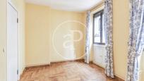 Bedroom of Flat for sale in  Madrid Capital  with Heating, Storage room and Balcony