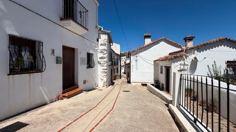 Foto 2 de Finca rústica en venda a Calle Aguayar, 11, Benadalid, Málaga