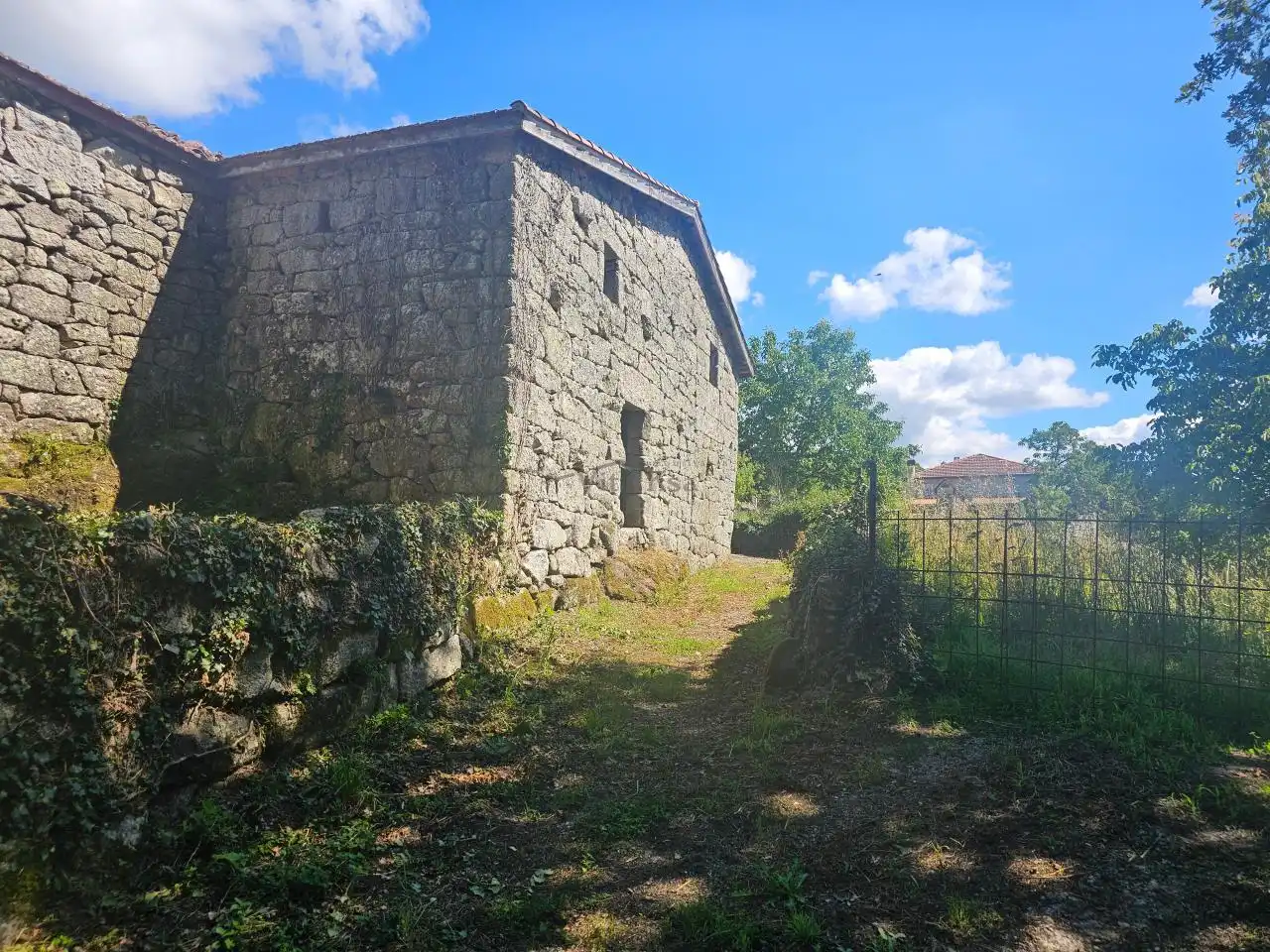 Vista exterior de Casa o chalet en venta en Esgos con Jardín privado