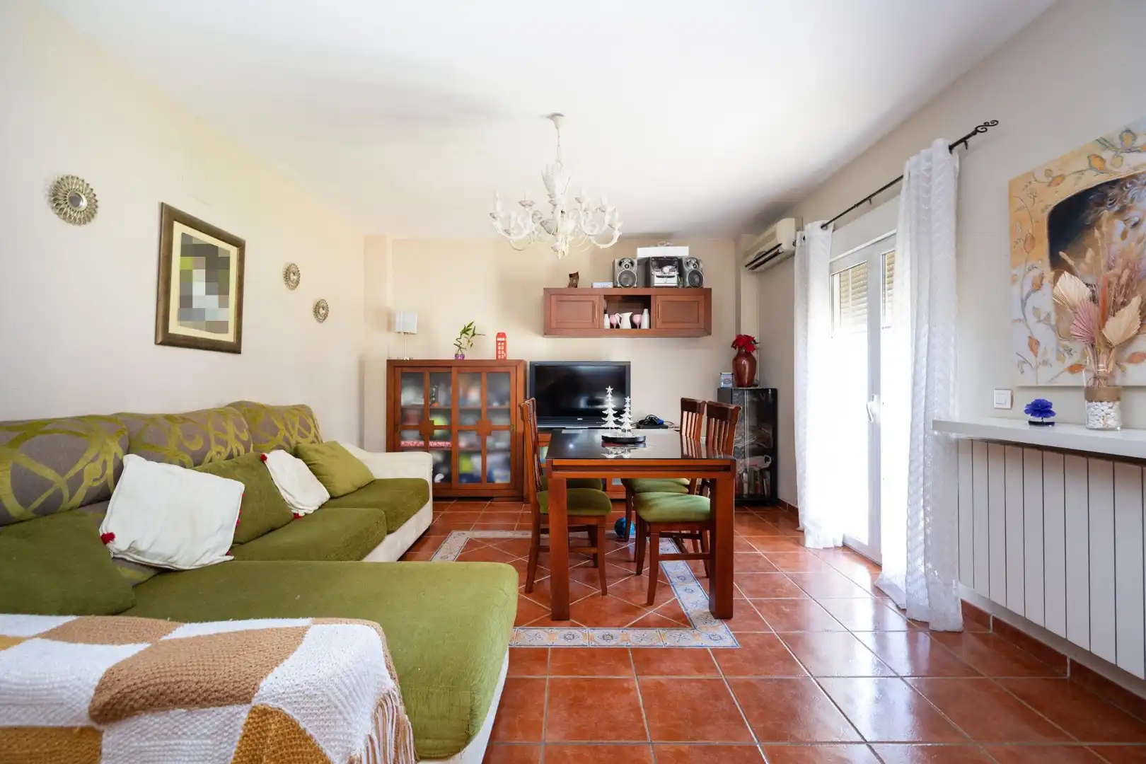 Sala de estar de Casa o chalet en venta en Ogíjares con Aire acondicionado, Calefacción y Terraza