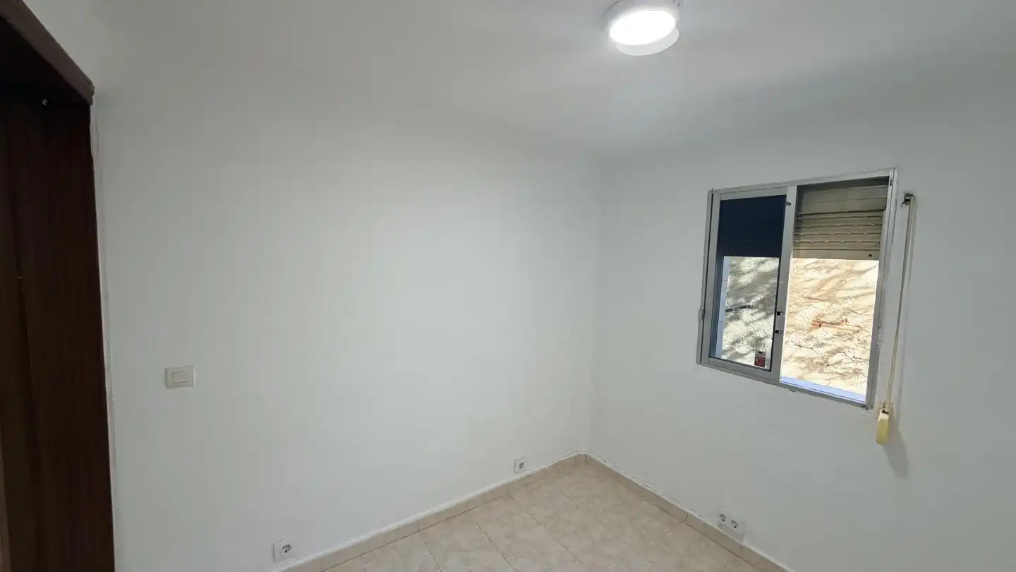 Flat for sale in Calle Manuel Maroto, imagen 8