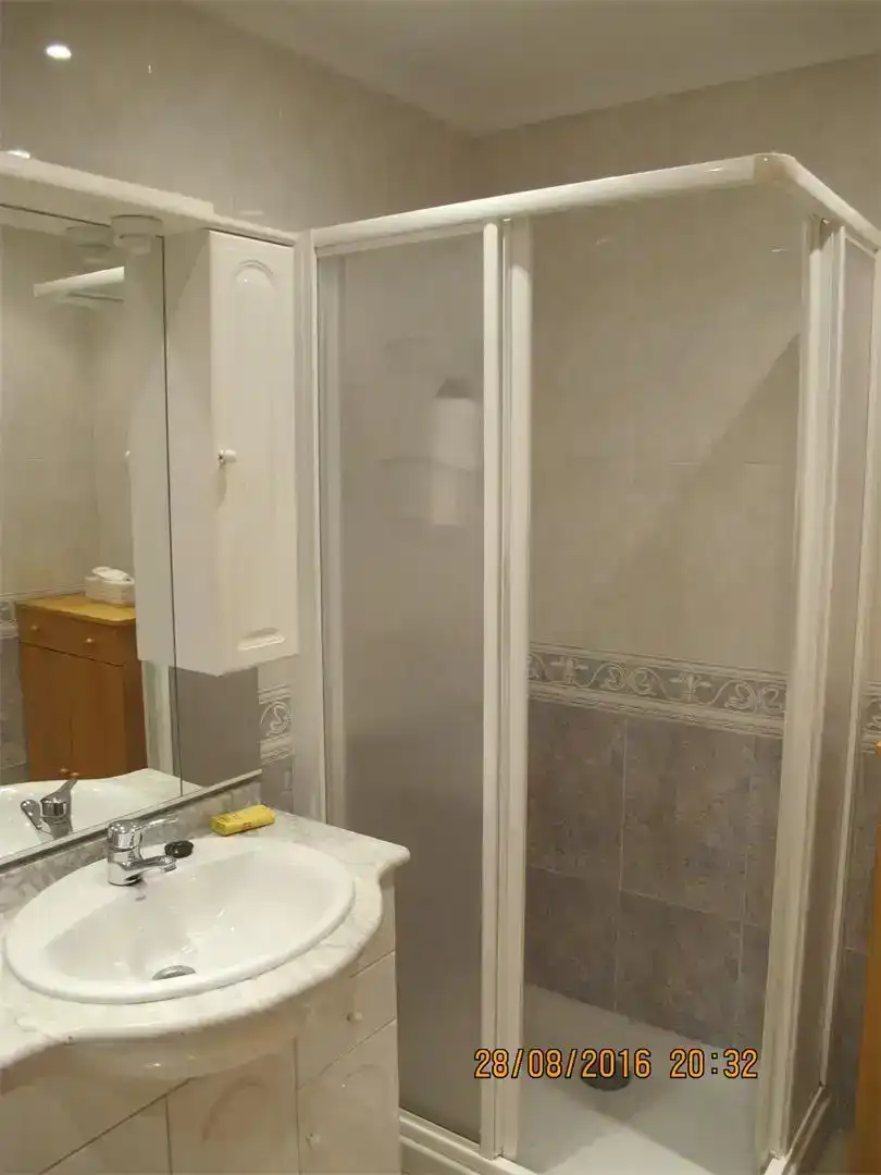 Baño de Piso de alquiler en Casco Antiguo