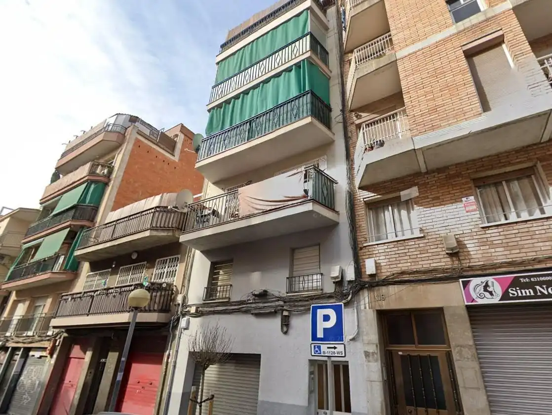 Wohnung mit Terrasse zum Verkauf in Salut - Lloreda
