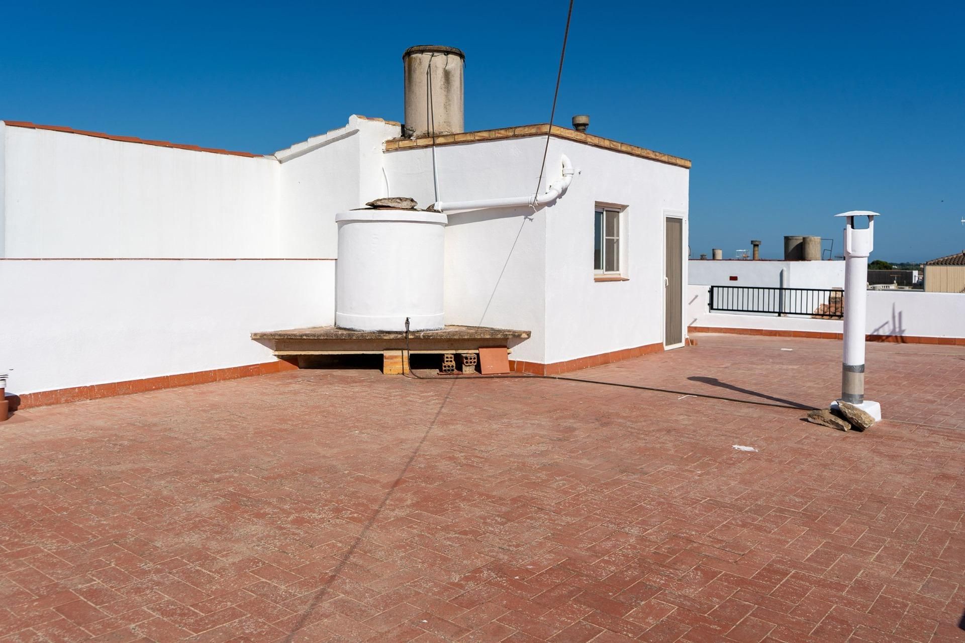 Terrace of House or chalet for sale in L'Aldea