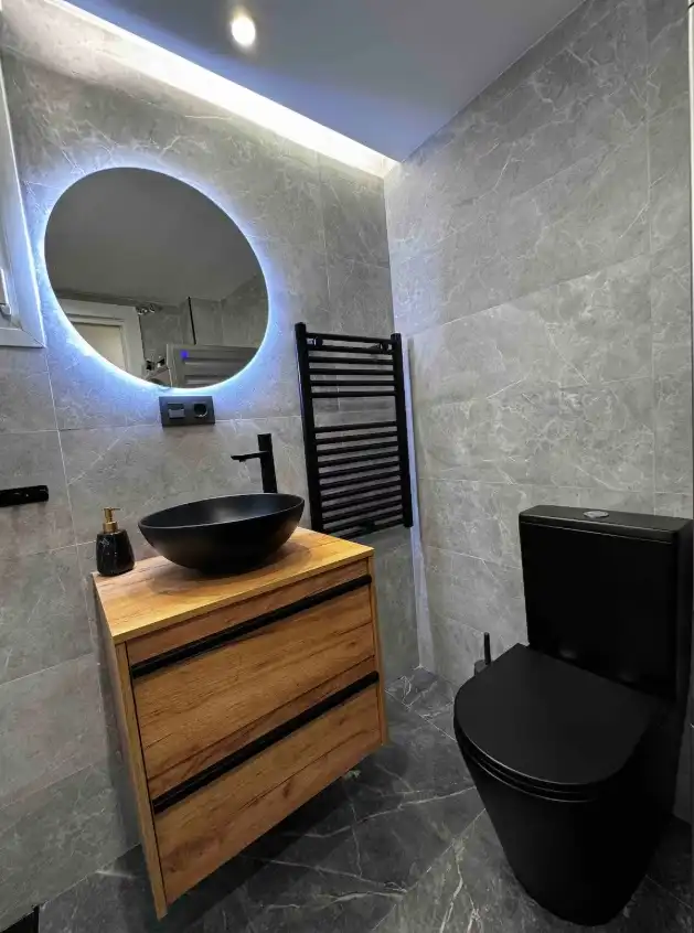 Bathroom of Apartments for rent in Zaragoza  with Air Conditioner, Heating and Parquet flooring