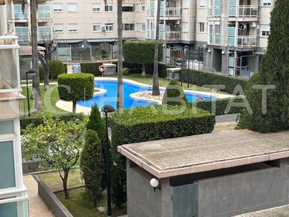 Piscina de Pis en venda en El Puig de Santa Maria amb Aire condicionat, Calefacció i Jardí privat