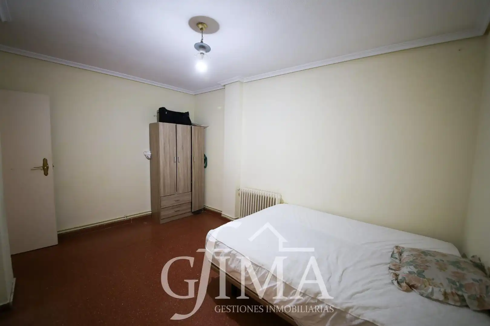 Habitación de Piso en venta en Tomelloso con Calefacción