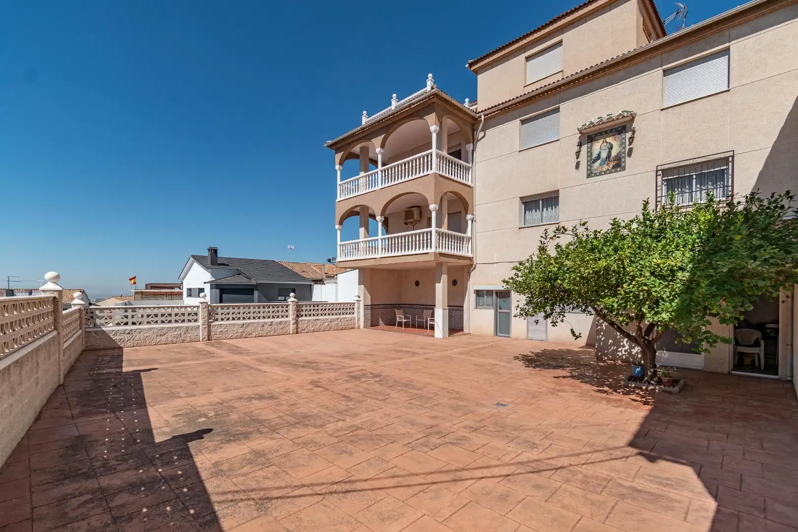 Exterior view of Detached homes for sale in Jun  with Terrace, Furnished and Alarm