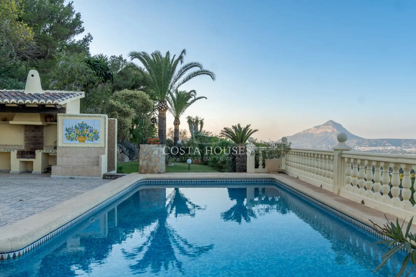 Swimming pool of Houses for sale in Jávea / Xàbia  with Air Conditioner, Private garden and Terrace