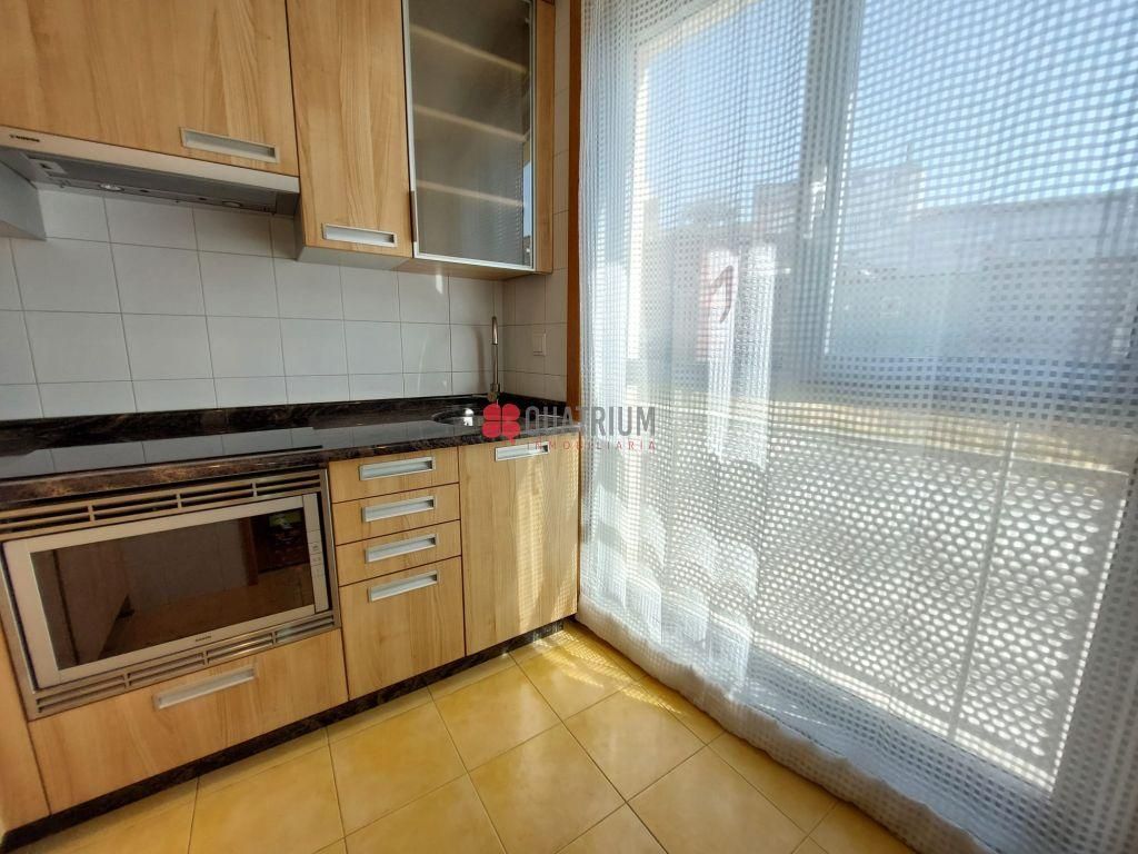 Flat to rent in Rúa Das Oblatas, Campus Sur - Santa Marta