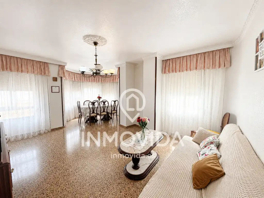 Vista exterior de Piso en venta en Xàtiva con Trastero, Amueblado y Balcón