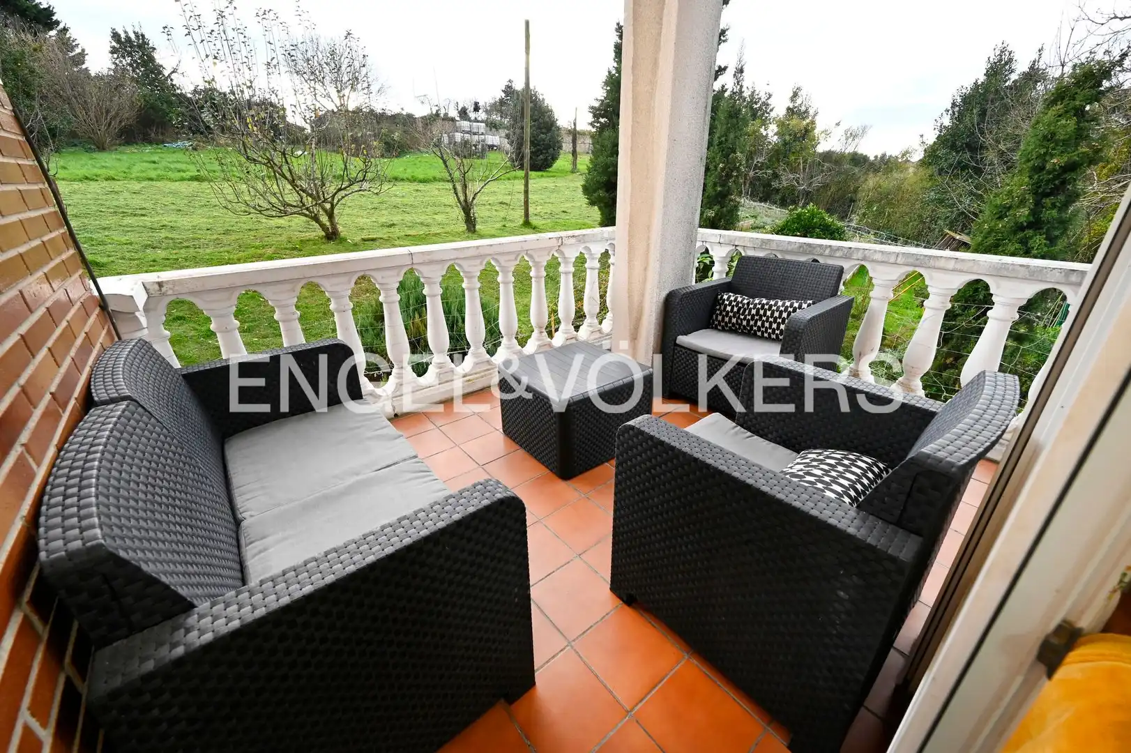 Terraza de Casa o chalet en venta en Santander con Calefacción, Jardín privado y Parquet