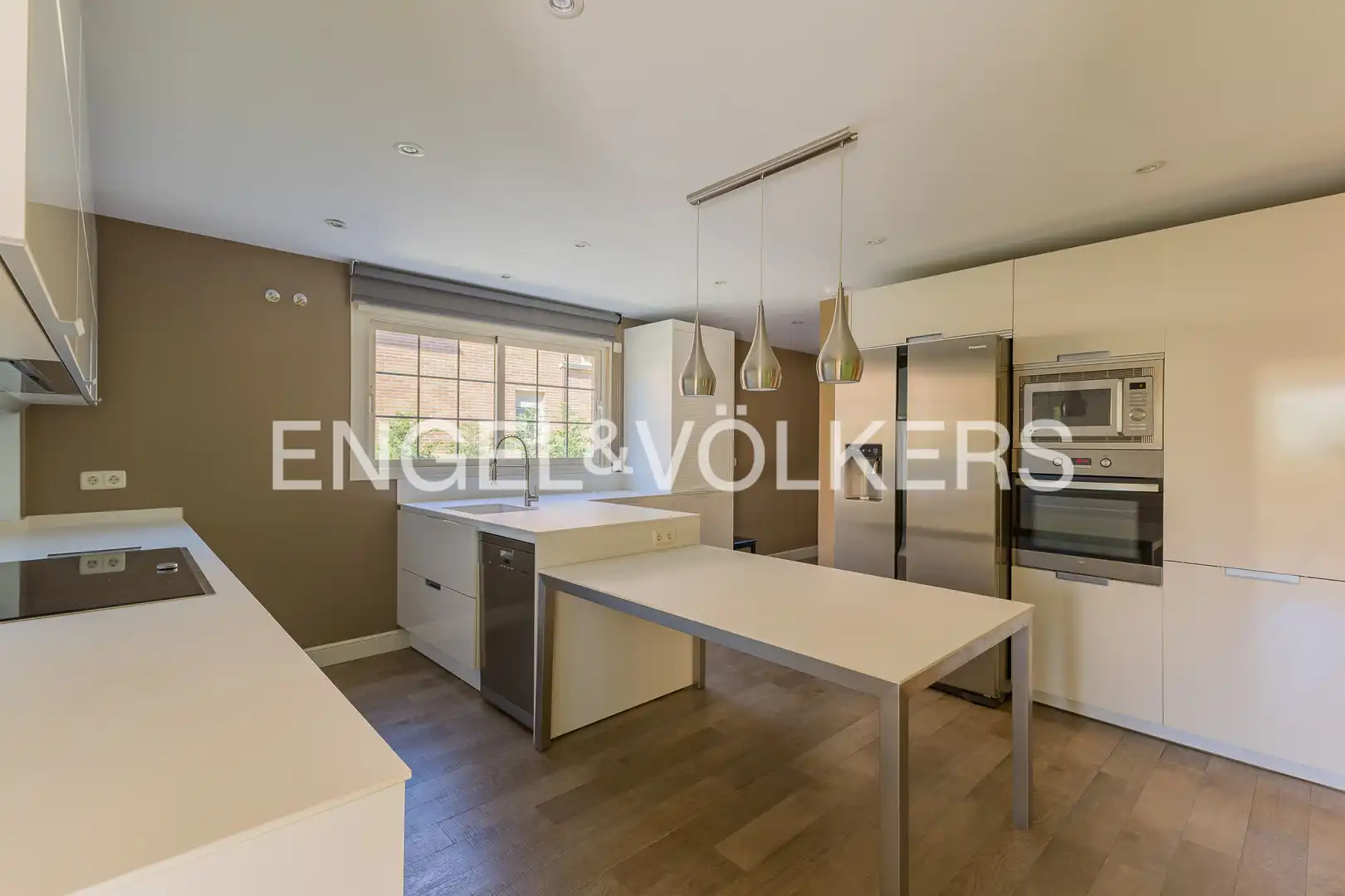 Kitchen of Houses for sale in Villanueva de la Cañada  with Air Conditioner, Heating and Private garden