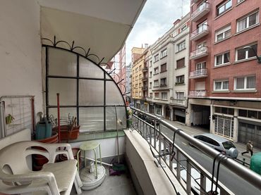 Flat with lift for sale in Sabino Arana Etorbidea