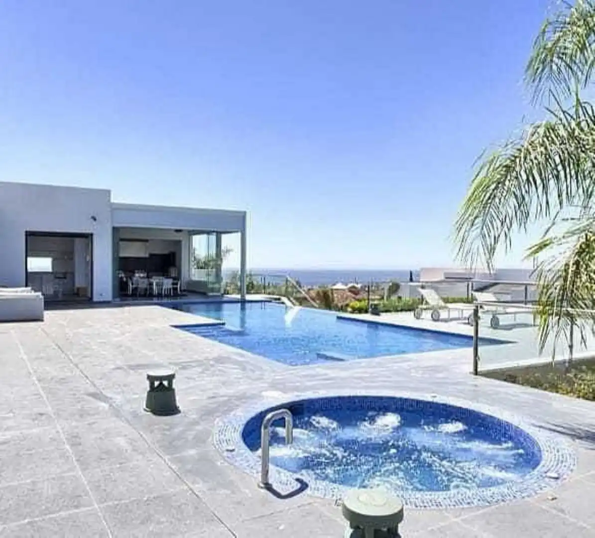 Villa con piscina in vendita a Urbanizacion Urbanizacion los Flamingos